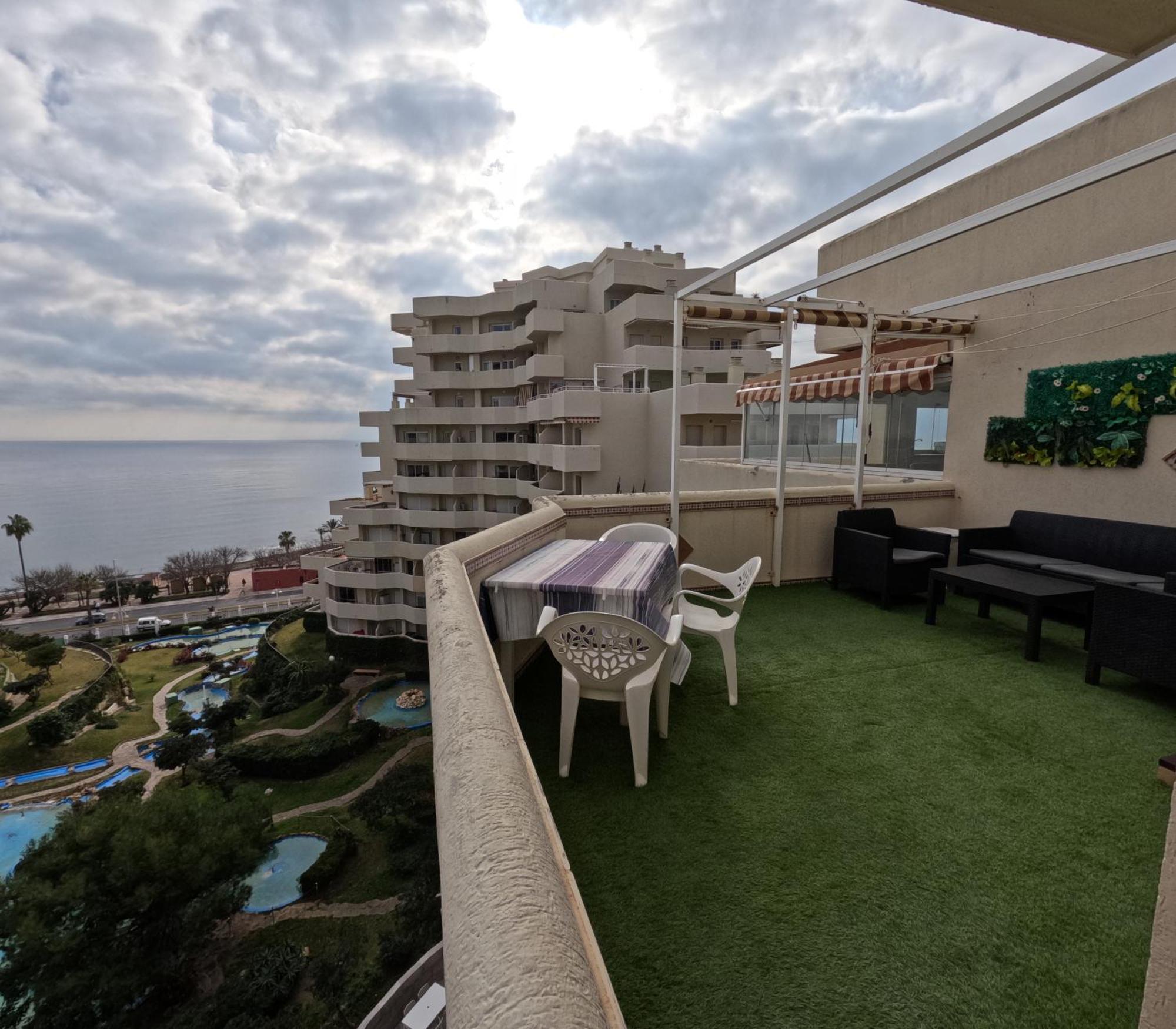 Benalbeach. Espectacular Terraza, Vistas Al Mar. 베날마데나코스타 외부 사진